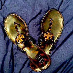 Tory Burch Tortoise mini miller flat